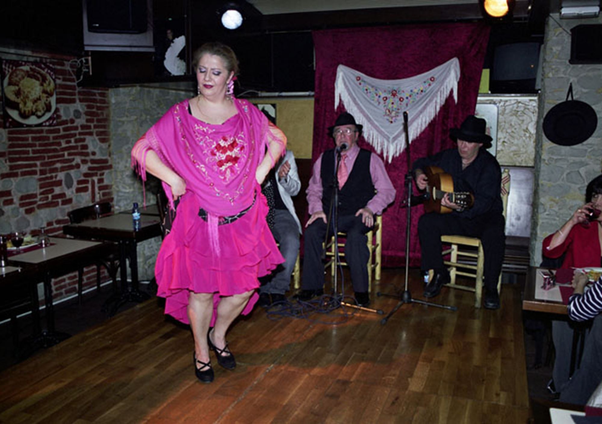 visit Flamenco show in Nervión Restaurant Barcelona